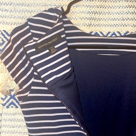 Banana Republic  Short Sleeve Sheath Petite Stripe Dress - Picture 7 of 10
